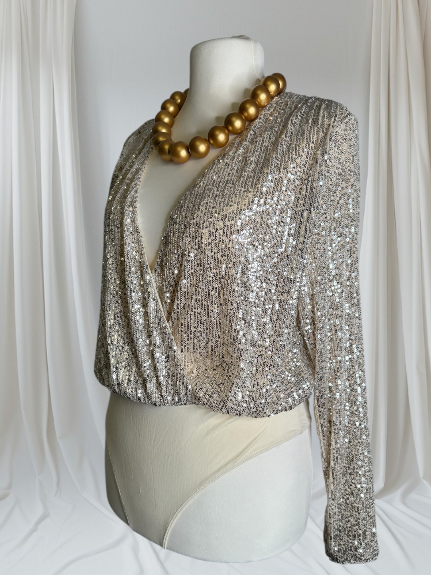 Body argente, avec paillettes, Taille L