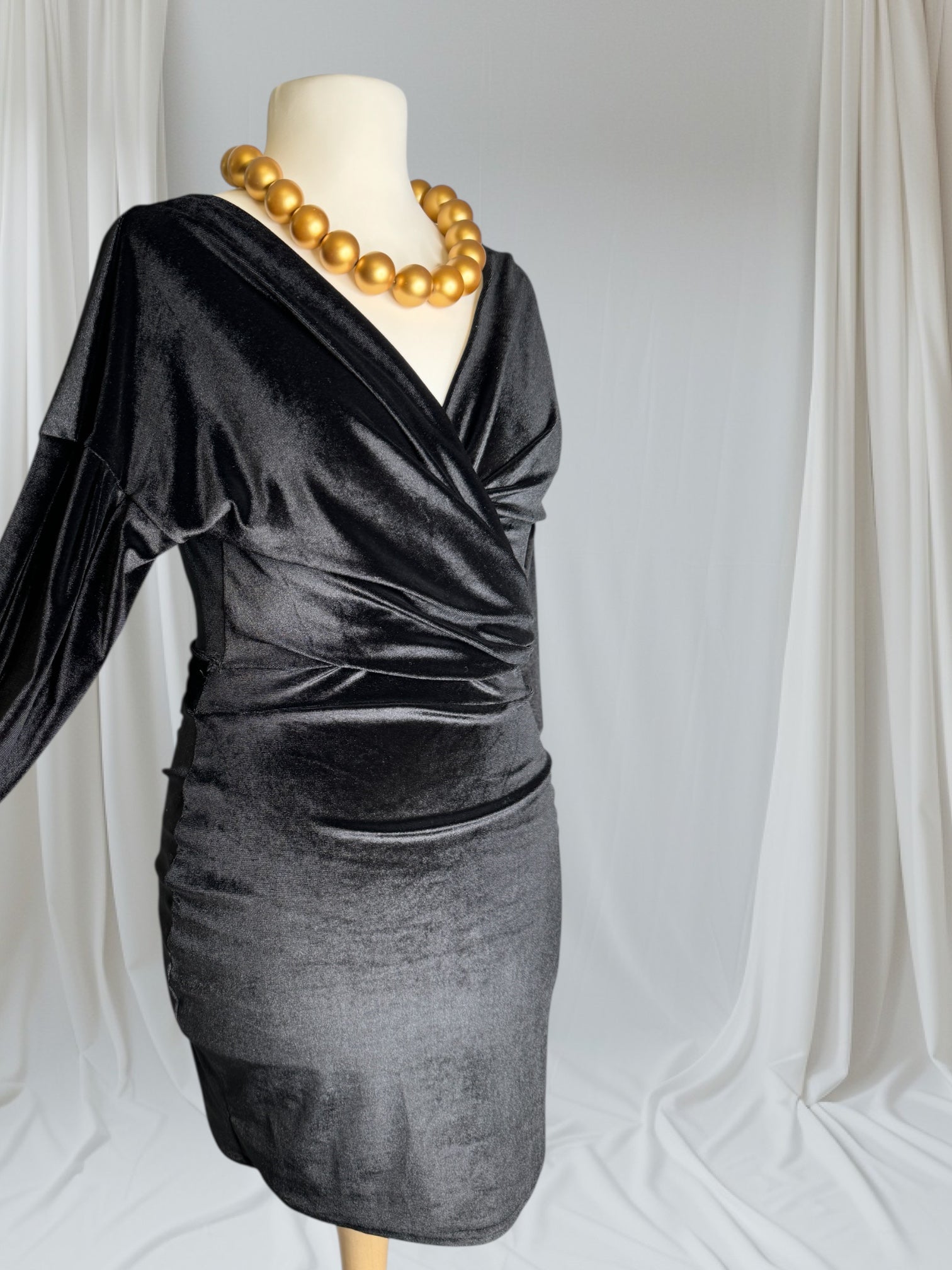 Robe Noire courte, tissu viscose, Taille S