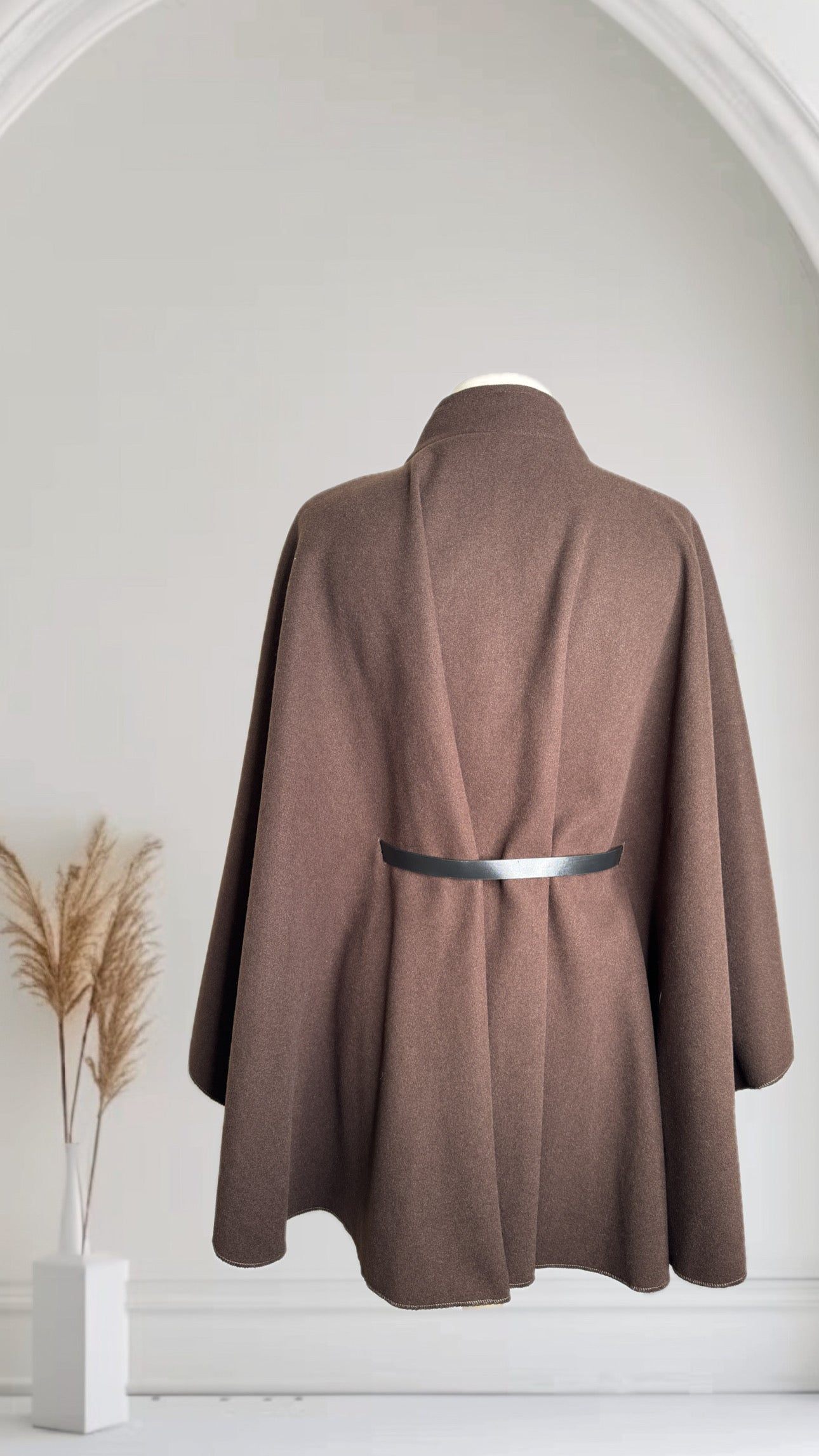 Pancho de femme avec ceinture Taille L-XL couleur Chocolat