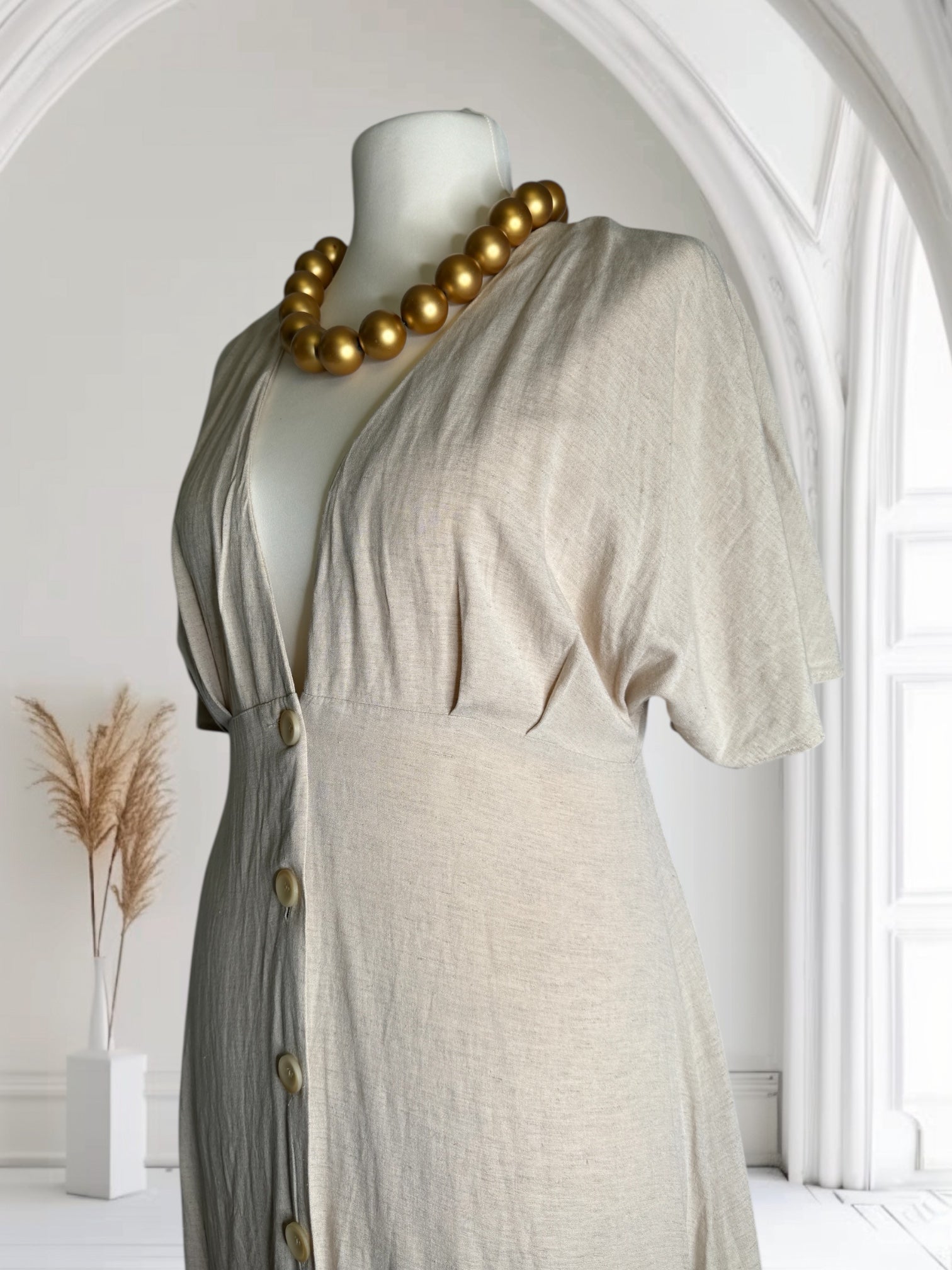 Robe tres elegant, couleur Crème, Taille XL