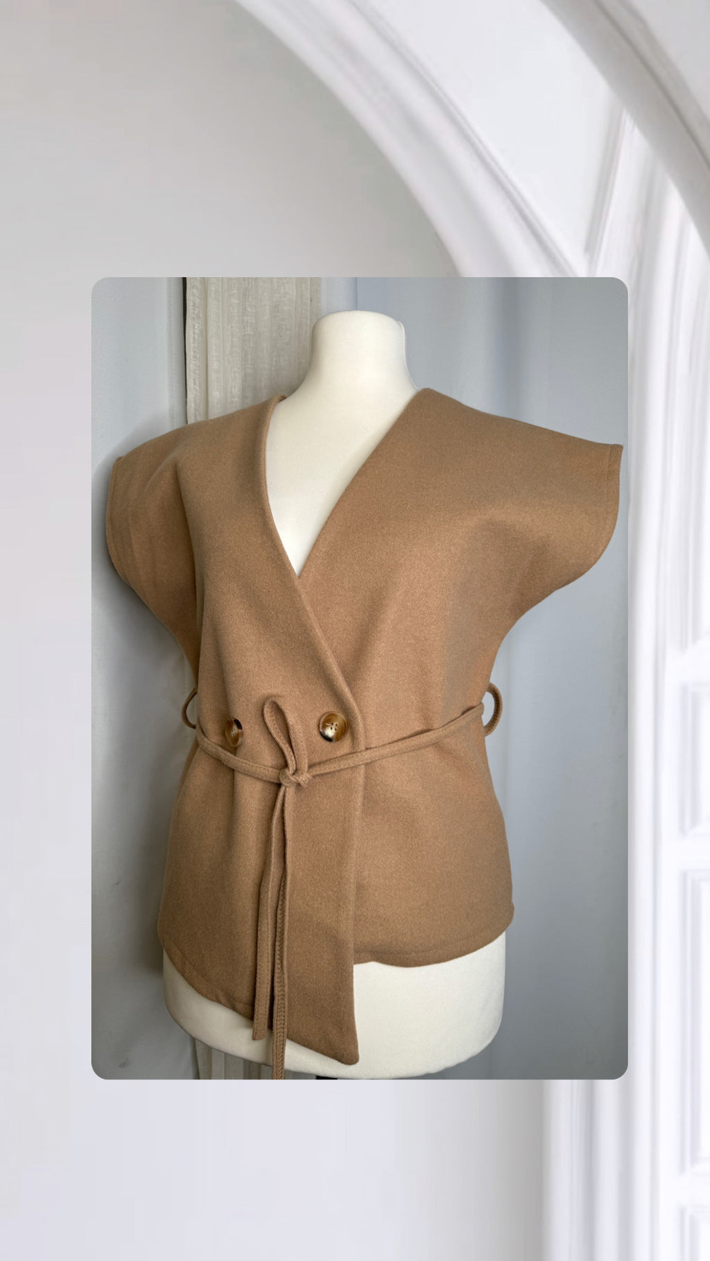 Gilet, couleur beige, Taille L