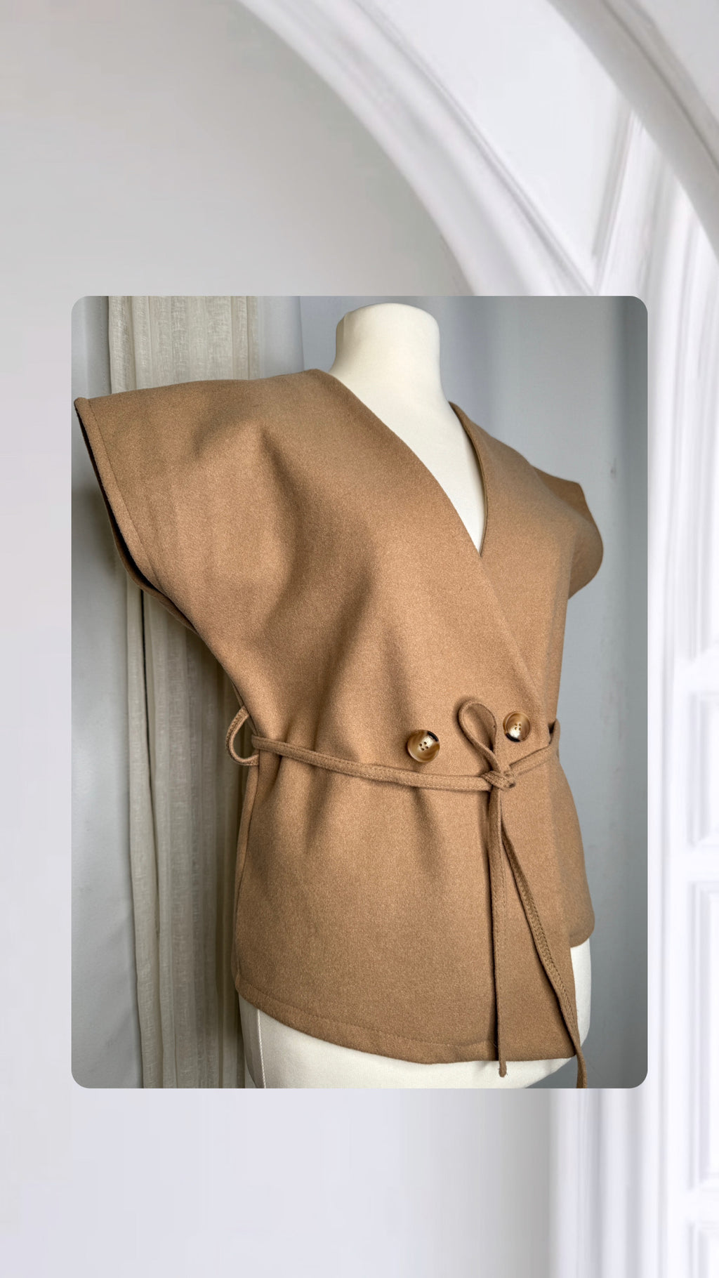 Gilet, couleur beige, Taille L