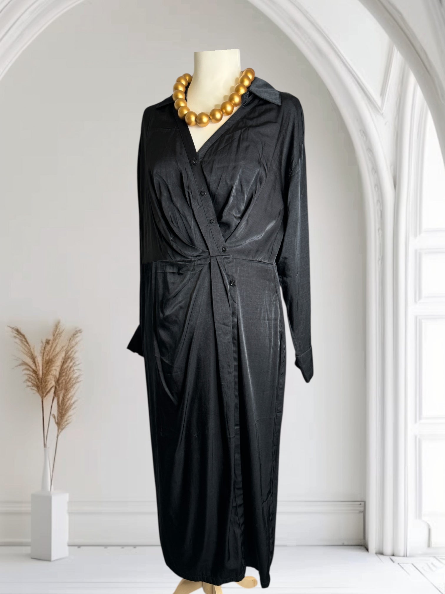 Robe noire, très élégante, Taille M