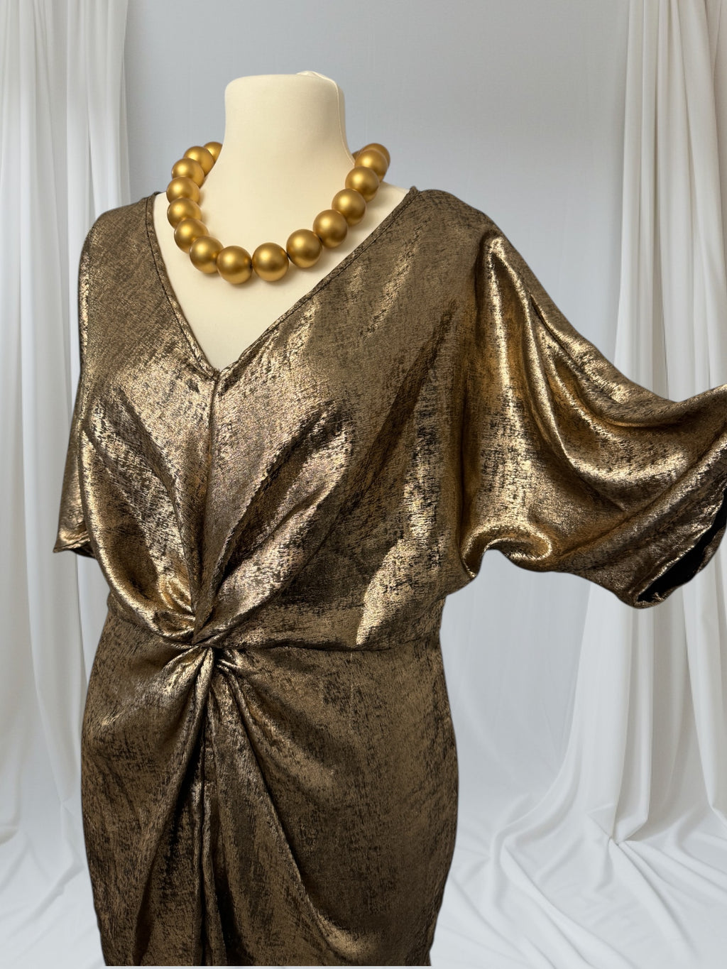 Robe dorée, taille M-L