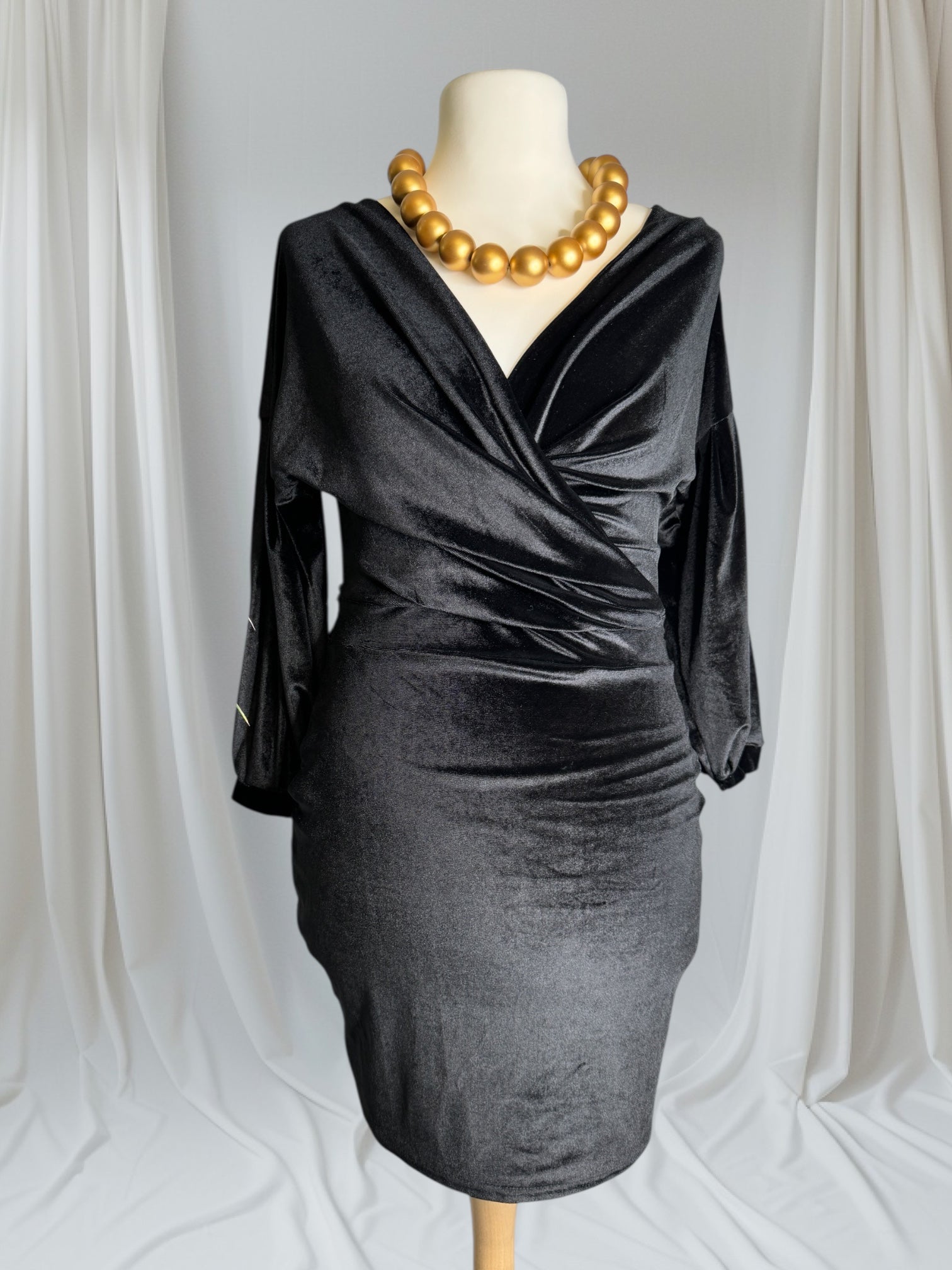 Robe Noire courte, tissu viscose, Taille S